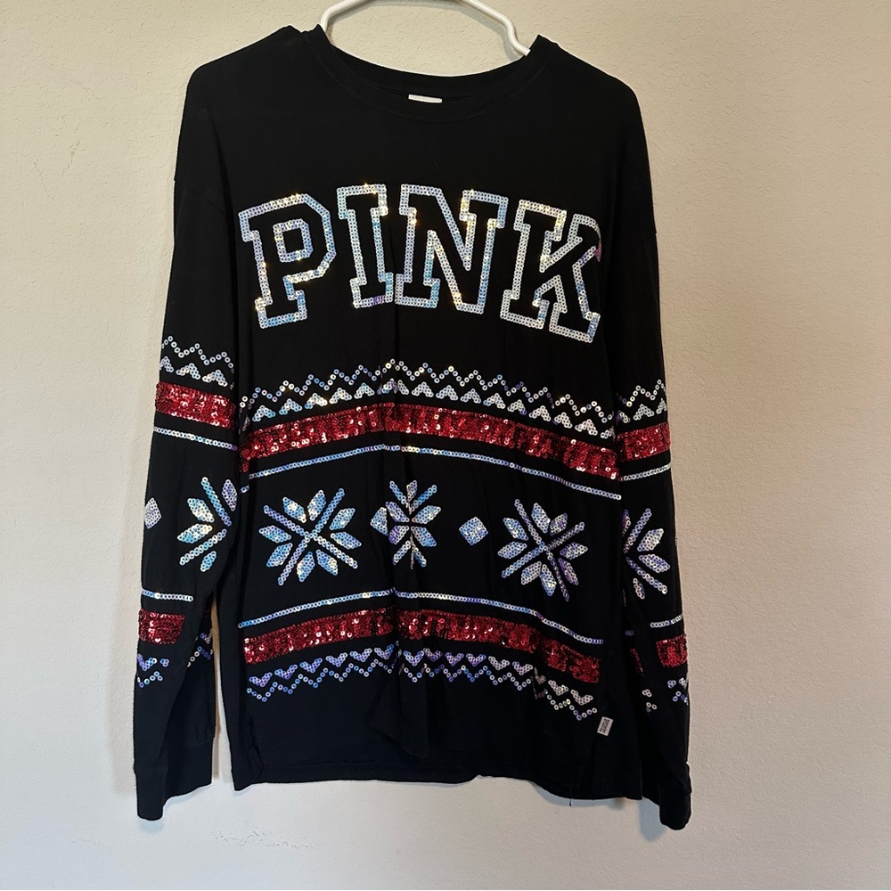 PINK Holiday Long Sleeve